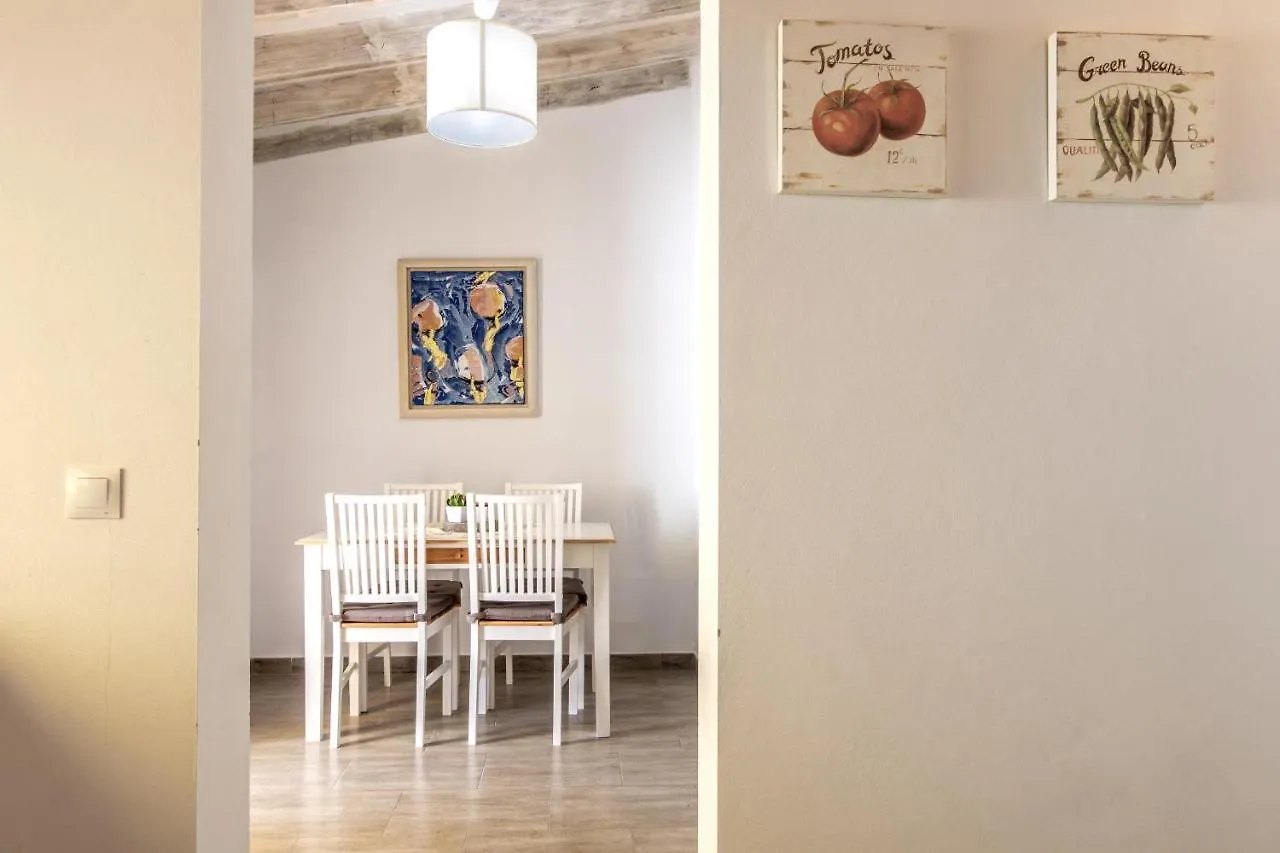 펜션 Villa Les Oliveres Petit By Homevillas360 포엔샤 스페인